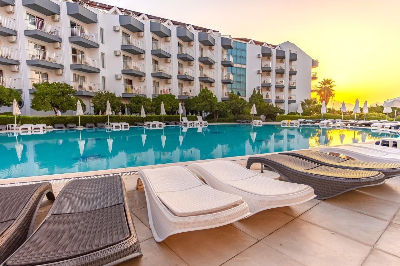 Luna Beach Deluxe Hotel Marmaris Buitenkant foto